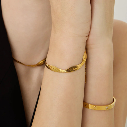 Essential Twisted Snake Bracelet